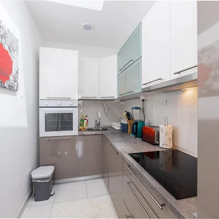 Seven Lakes Πανσιόν Peracko Blato