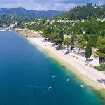 Seven Lakes 4*